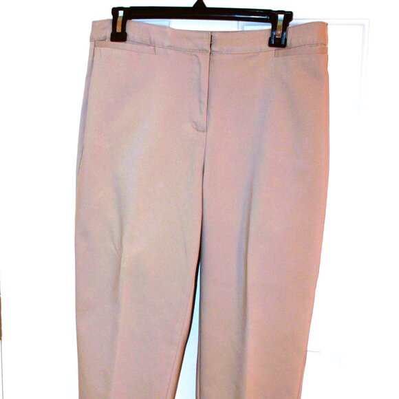 Ruby Rd size 8 beige basic capris - Picture 6 of 11